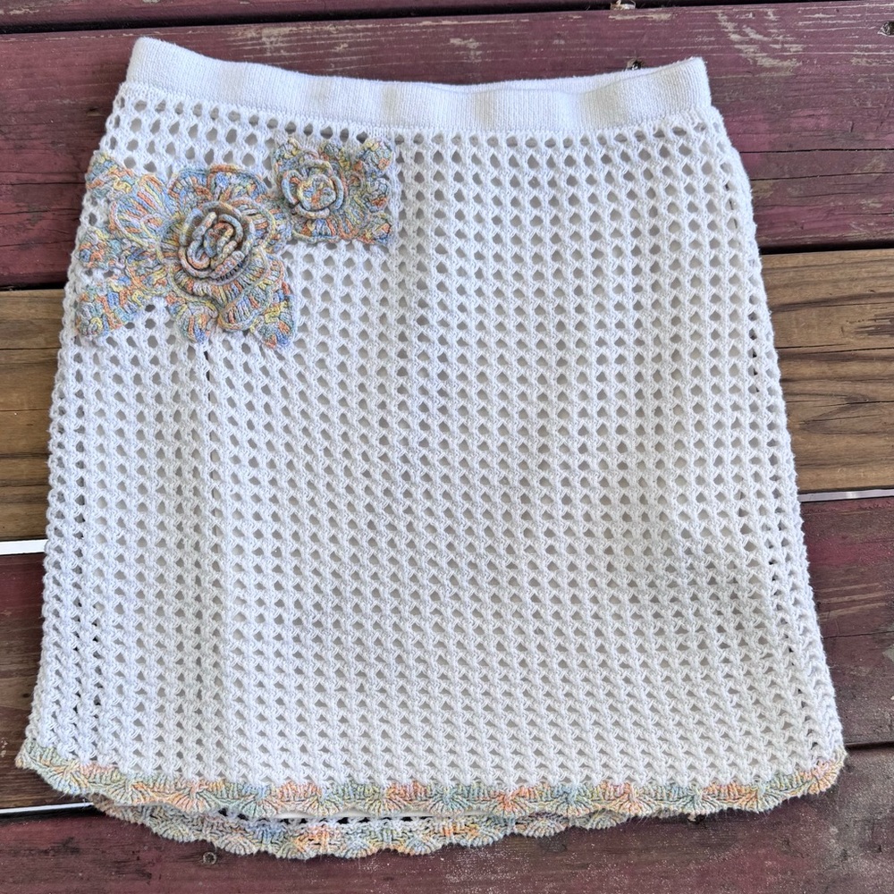 Abercrombie & Fitch Cream Crochet Pencil Skirt with Floral Accents